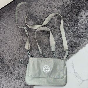 Silver Kipling Crossbody Purse!